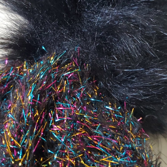 NWOT Steve Madden Black-Multicolored Beanie w/Pom - Picture 4 of 8